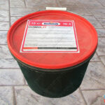 цветной разделитель для штампованного бетона domolit