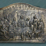 панно "Тайная вечеря" из бетона с имитацией черненной бронзы купить