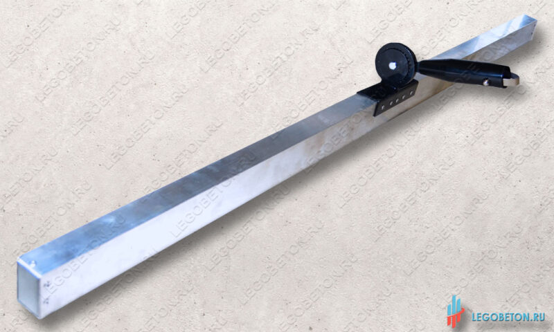 Гладилка скребковая (правило под ручку) для укладки бетона, длинна 1.5 м. Гладилка скребковая 1.5 м. (правило под ручку) для укладки бетона купить в москве